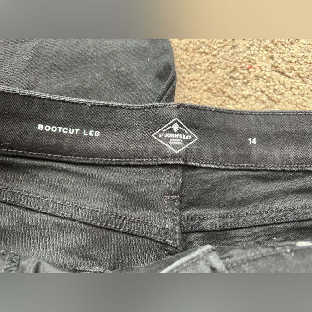 Bootcut Jeans - Picture 3 of 4